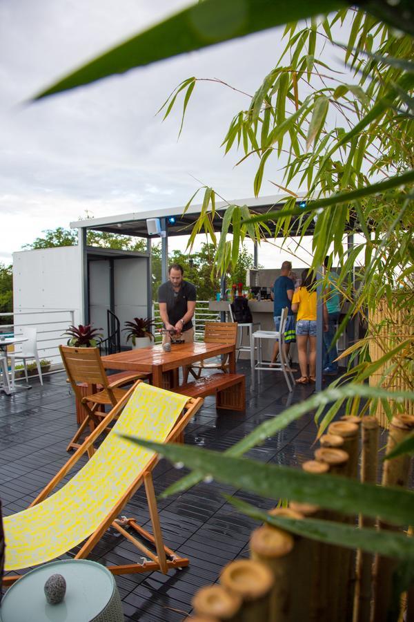 Nomada Urban Beach Hostel- Calle Loiza (Adults Only) San Juan Bagian luar foto