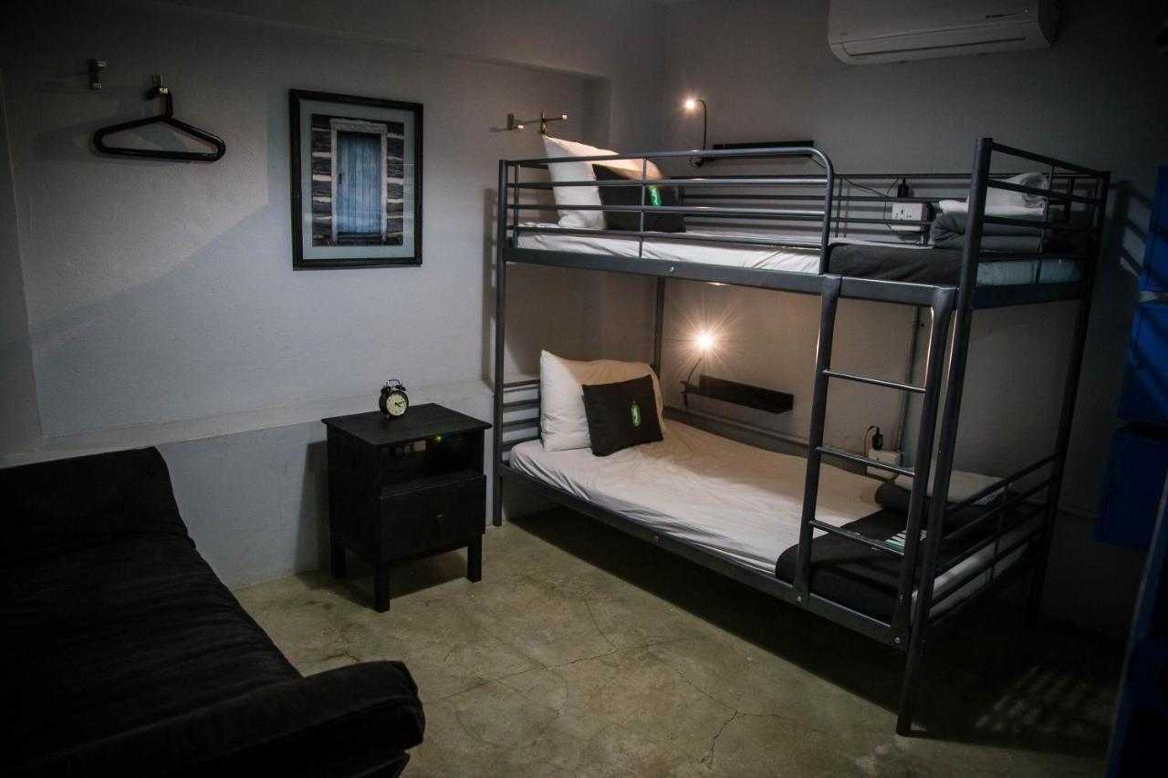 Nomada Urban Beach Hostel- Calle Loiza (Adults Only) San Juan Bagian luar foto
