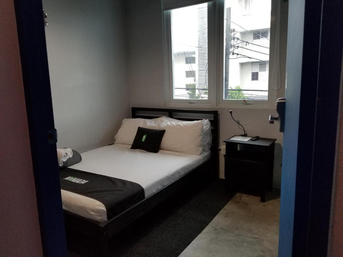 Nomada Urban Beach Hostel- Calle Loiza (Adults Only) San Juan Bagian luar foto