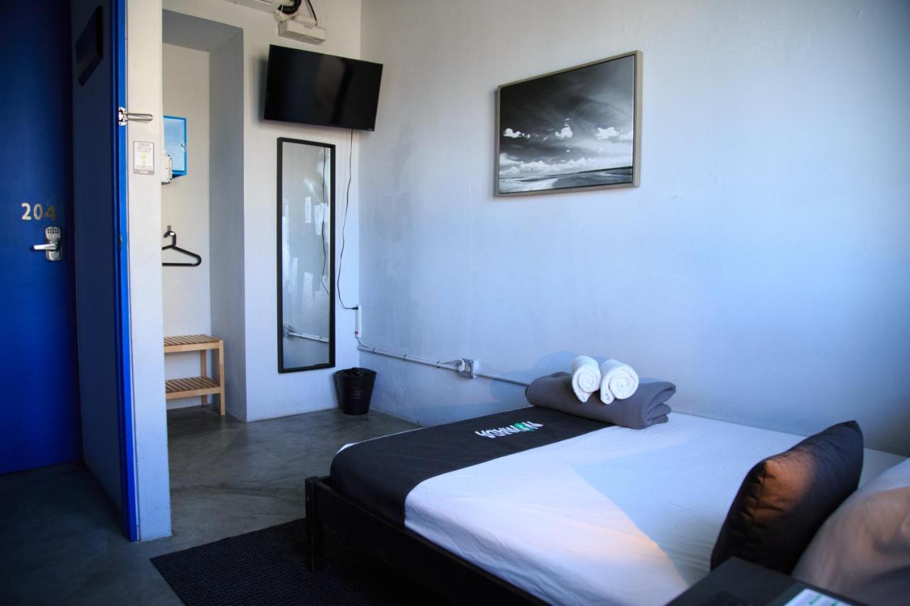 Nomada Urban Beach Hostel- Calle Loiza (Adults Only) San Juan Bagian luar foto